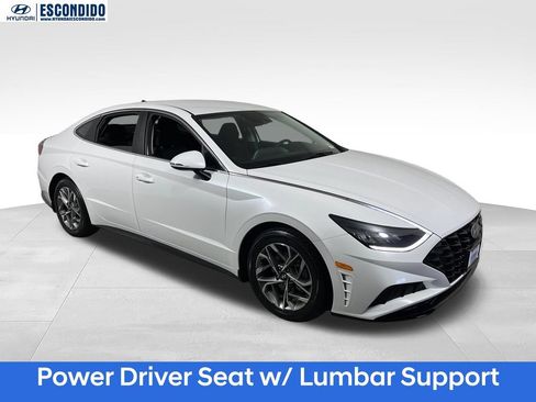 Certified 2022 Hyundai Sonata SEL w/ Winter Weather Package FWD image 8
