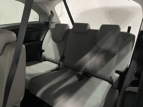 Used 2019 Honda Odyssey EX-L image 18