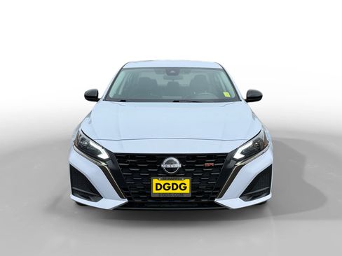 Used 2023 Nissan Altima 2.5 SR image 8