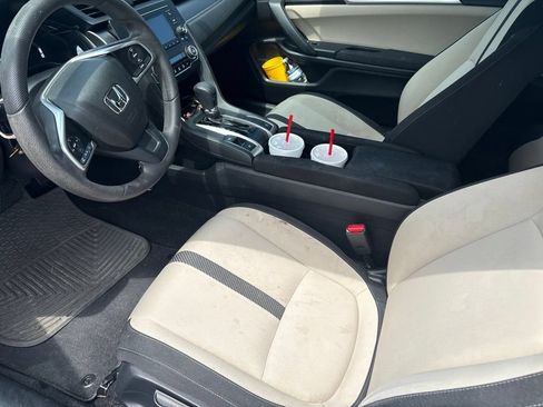 Used 2017 Honda Civic LX image 4