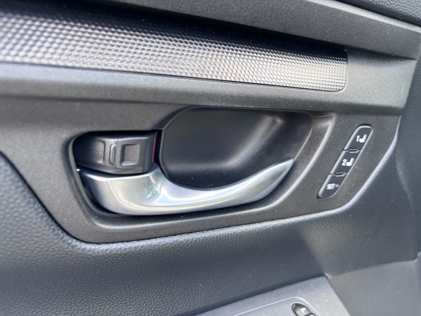 Used 2025 Honda CR-V Sport-L image 12