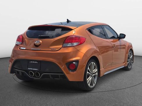 Used 2016 Hyundai Veloster Turbo w/ Option Group 04 FWD image 4