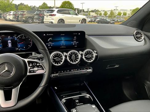 Used 2023 Mercedes-Benz GLA 250 image 6