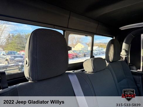 Used 2022 Jeep Gladiator Sport AWD/4WD image 37