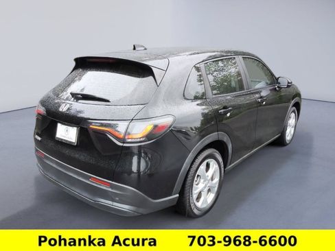 Used 2023 Honda HR-V LX image 7