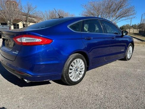 Used 2013 Ford Fusion SE image 10
