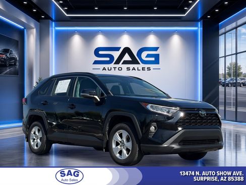 Used 2020 Toyota RAV4 XLE w/ Convenience Package AWD/4WD image 1