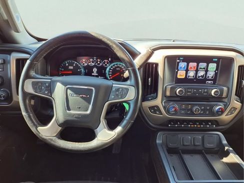 Used 2018 GMC Sierra 2500 Denali w/ Duramax Plus Package AWD/4WD image 4