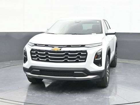 New 2026 Chevrolet Equinox LT w/ Safety and Technology Package FWD image 2