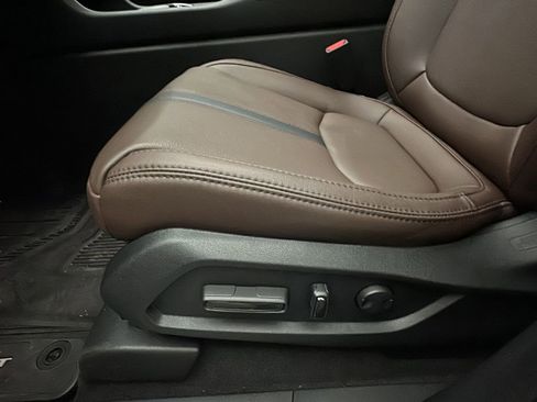 New 2026 Honda Pilot Touring image 11