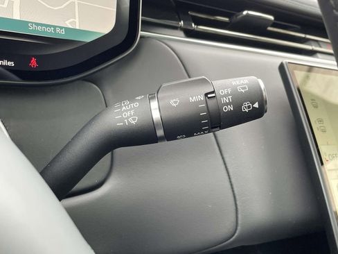 New 2026 Land Rover Range Rover Sport Dynamic SE AWD/4WD image 39