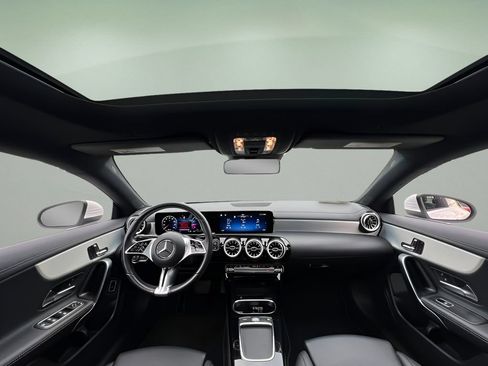 Used 2025 Mercedes-Benz CLA 250 4MATIC image 20
