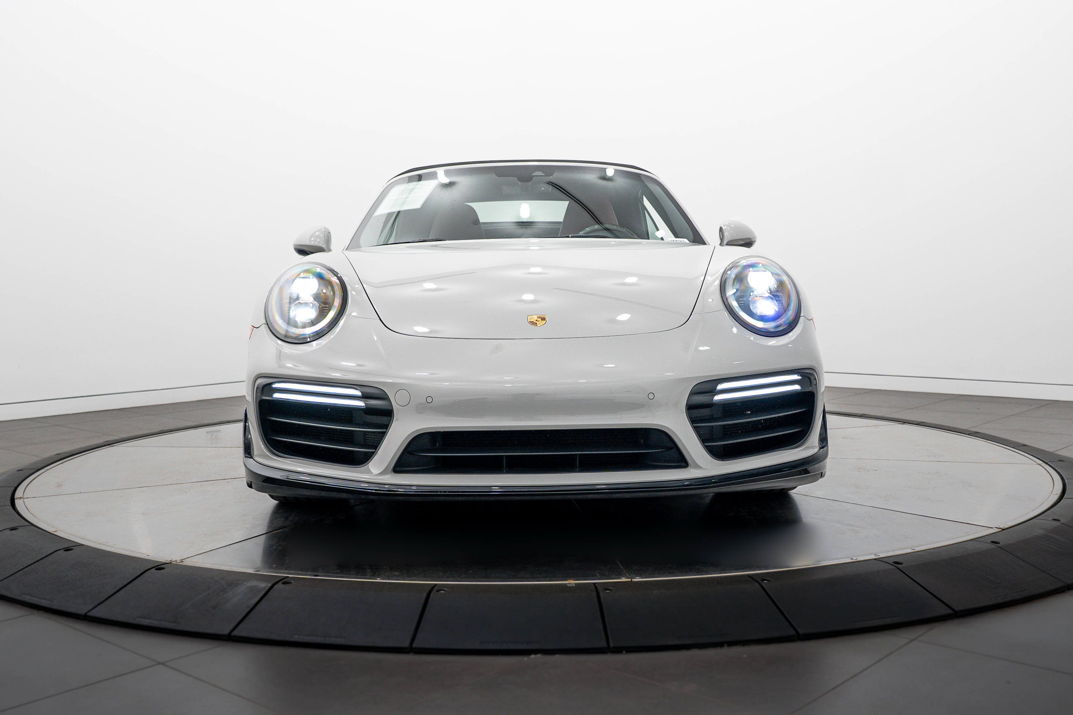 Certified 2019 Porsche 911 Turbo S AWD/4WD image 30