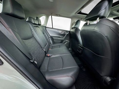 Used 2020 Toyota RAV4 TRD Off-Road image 27