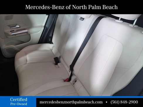 Used 2025 Mercedes-Benz GLA 250 image 15