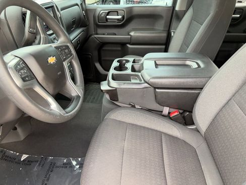 Used 2022 Chevrolet Silverado 1500 Custom w/ Safety Confidence Package RWD image 9