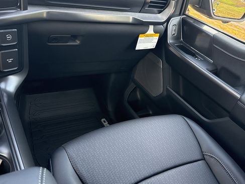 New 2025 Ford F150 Lariat w/ Equipment Group 501A Mid image 22