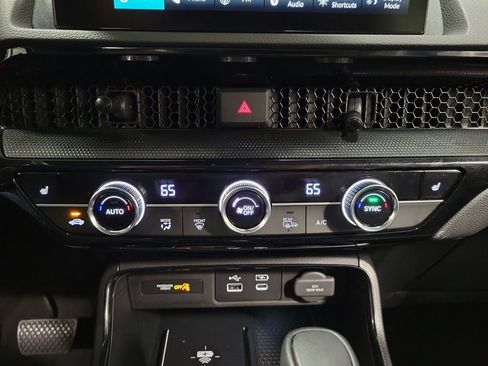 Used 2024 Honda CR-V Sport Touring image 18