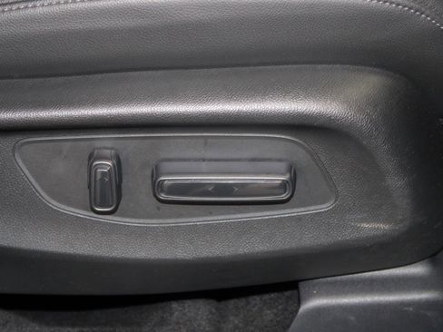 Used 2025 Honda CR-V EX-L image 25