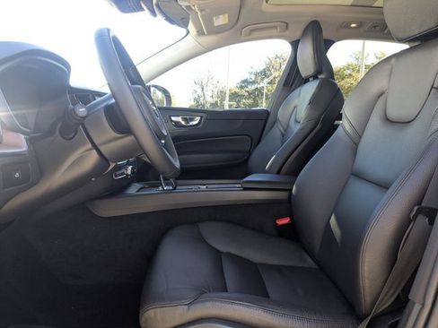 Certified 2024 Volvo XC60 B5 Plus w/ Protection Package Premier image 25