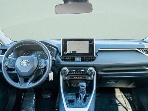 Used 2024 Toyota RAV4 LE AWD/4WD image 16