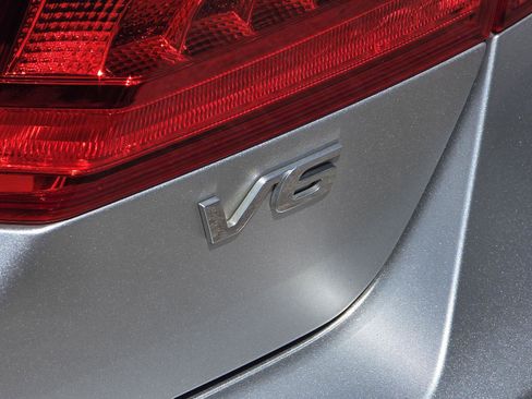 Used 2014 Honda Accord EX-L image 34