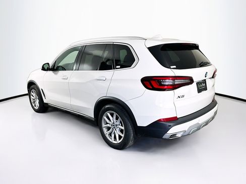 Used 2023 BMW X5 xDrive40i w/ Climate Comfort Package image 5