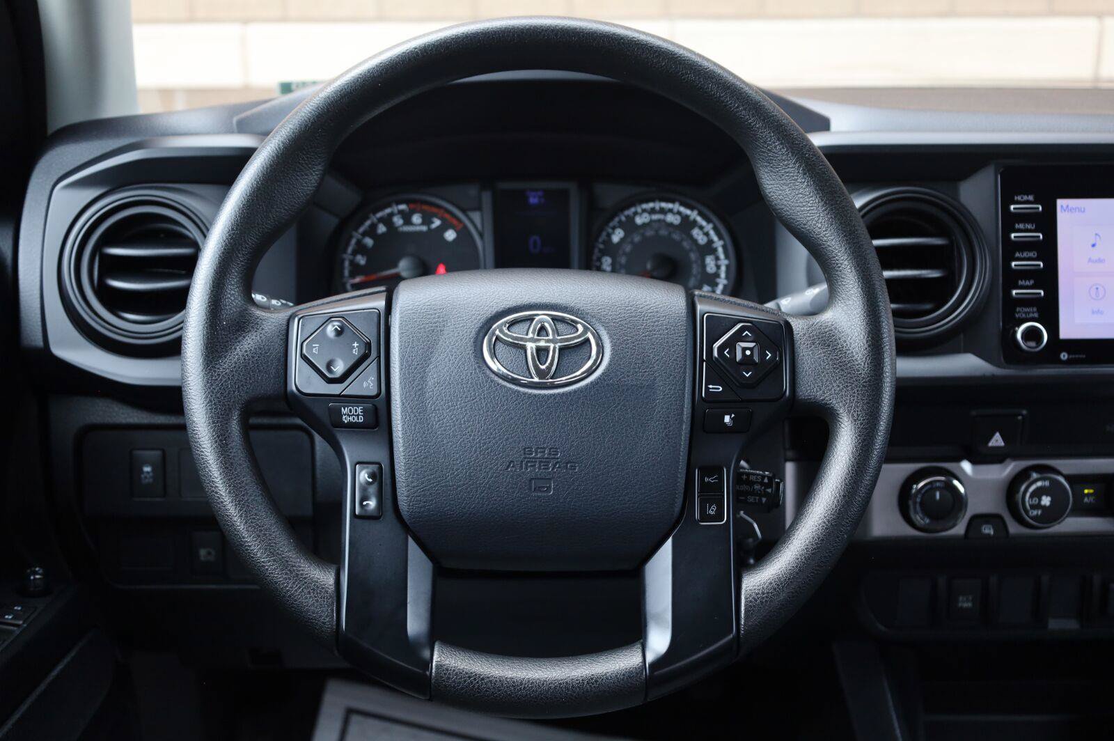 Used 2020 Toyota Tacoma SR AWD/4WD image 23