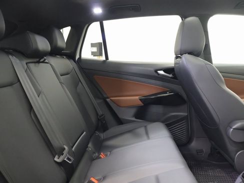 Used 2022 Volkswagen ID.4 Pro S w/ Gradient Package image 24