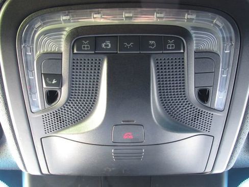 Used 2022 Mercedes-Benz Sprinter 2500 image 28