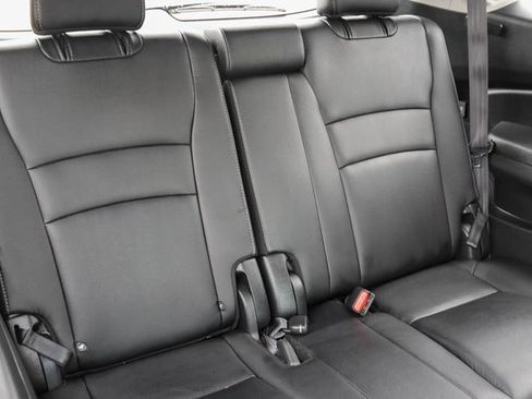 Used 2022 Honda Pilot Elite image 22