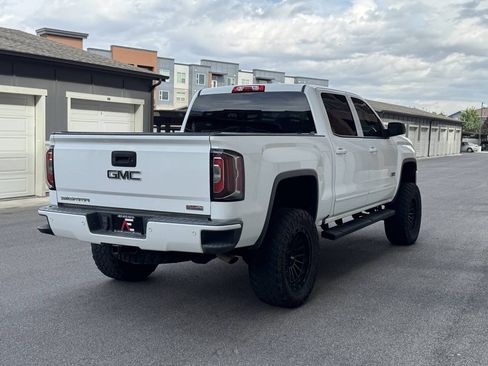 Used 2017 GMC Sierra 1500 SLT w/ All Terrain Package AWD/4WD image 7