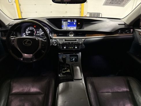 Used 2015 Lexus ES 350 w/ Luxury Package FWD image 10