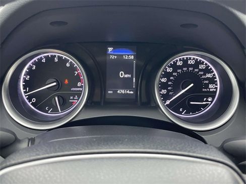 Used 2021 Toyota Camry LE image 23