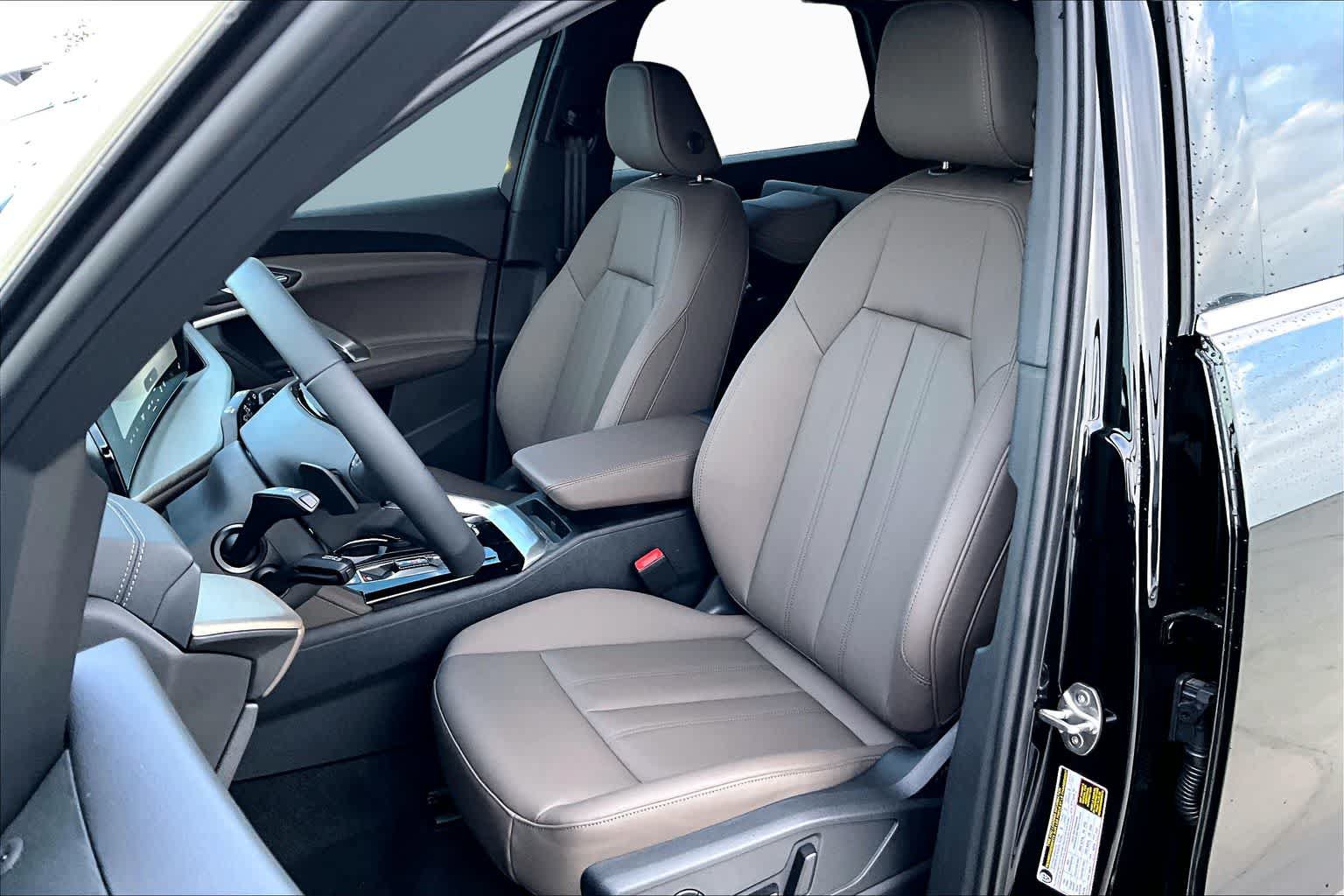 New 2026 Audi Q5 Premium w/ Premium Plus AWD/4WD image 9