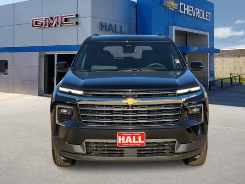 New 2026 Chevrolet Traverse LT w/ Driver Confidence Package image 2