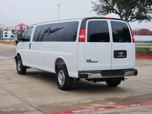 New 2025 Chevrolet Express 3500 LS w/ Chrome Appearance Package image 6