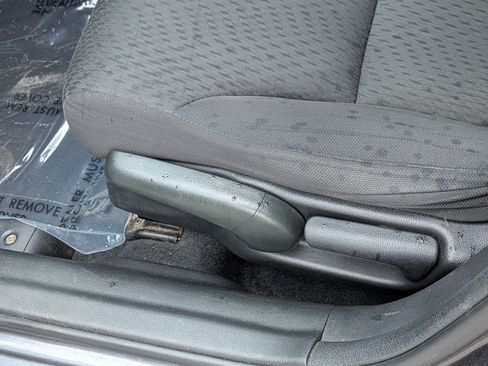 Used 2015 Honda Civic SE image 19