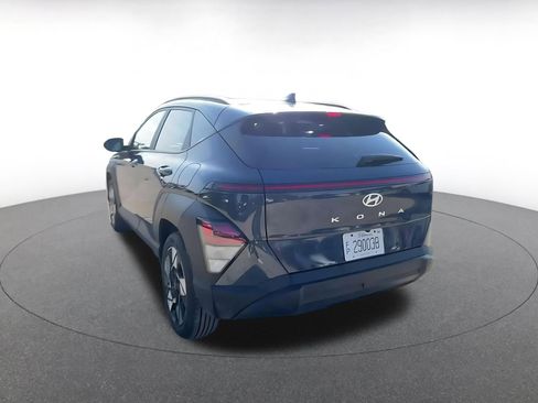 Used 2025 Hyundai Kona SEL image 11