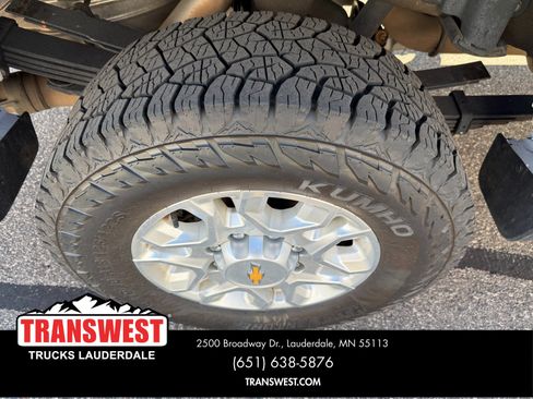 Used 2024 Chevrolet Silverado 3500 LT image 17