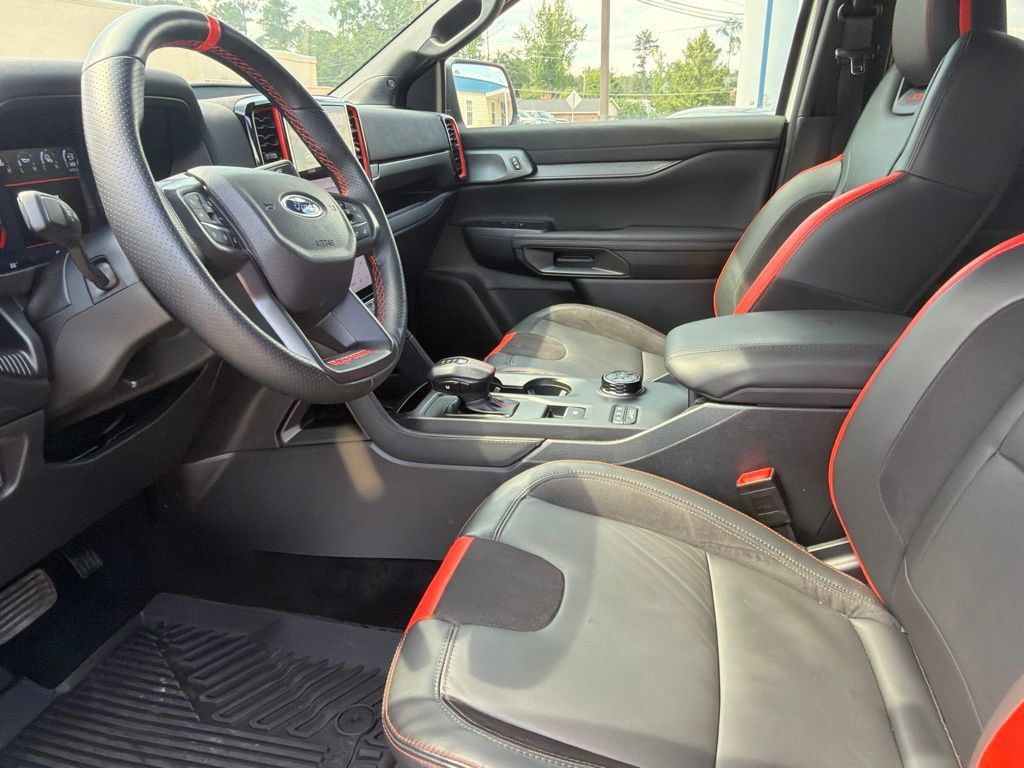 Used 2025 Ford Ranger Raptor AWD/4WD image 15