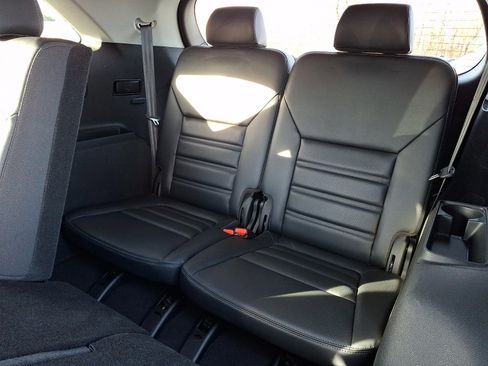 Used 2019 Kia Sorento EX image 10