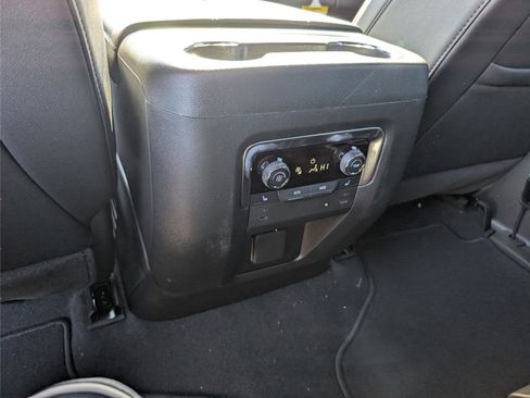 New 2025 Chevrolet Tahoe Premier image 16