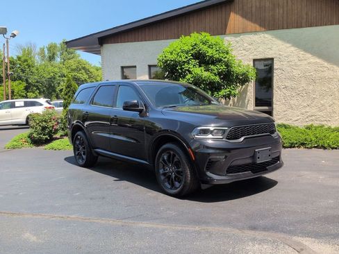 Used 2021 Dodge Durango GT w/ Blacktop Package AWD/4WD image 3