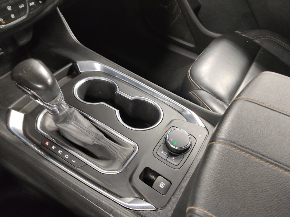 Used 2021 Chevrolet Traverse RS w/ LPO, Floor Liner Package FWD image 26