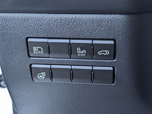 Used 2018 Lexus NX 300h AWD image 24