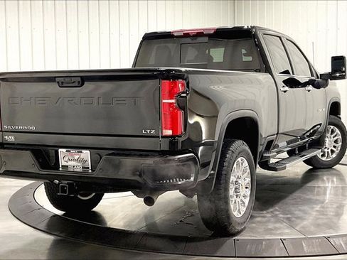 Used 2025 Chevrolet Silverado 2500 LTZ w/ Z71 Chrome Sport Edition AWD/4WD image 13