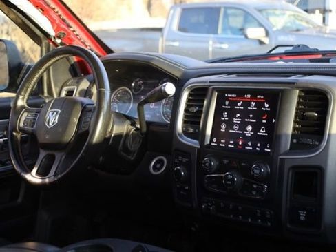 Used 2018 RAM 2500 Power Wagon w/ Leather & Luxury Group image 31