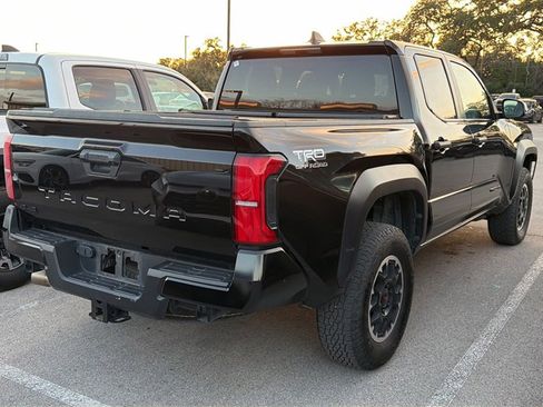Used 2024 Toyota Tacoma TRD Off-Road image 7