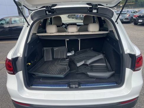 Used 2022 Mercedes-Benz GLC 300 4MATIC image 7
